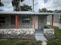 Building Photo - 14035 W River Rd