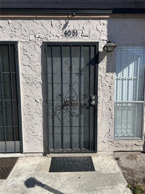 Building Photo - 4031 Henley Rd