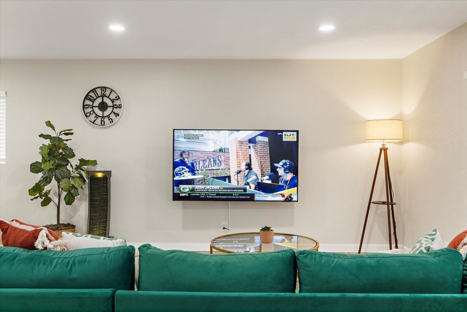 Building Photo - 2410 W Bruneau Pl