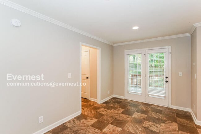 Building Photo - 1207 Verkler Dr