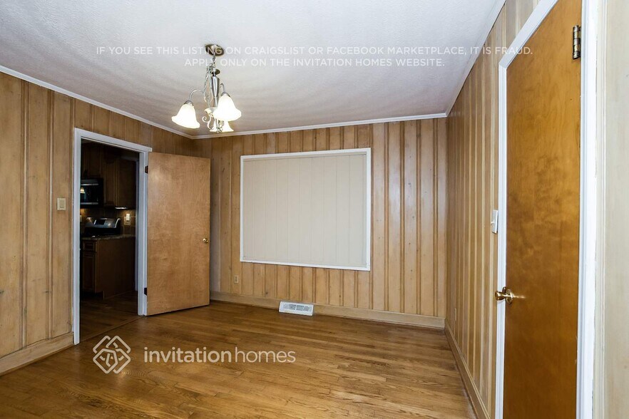 Building Photo - 3860 Litchfield Rd