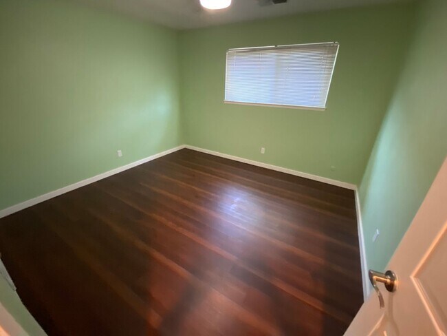 Building Photo - Beautiful Home for rent in Visalia, Ca