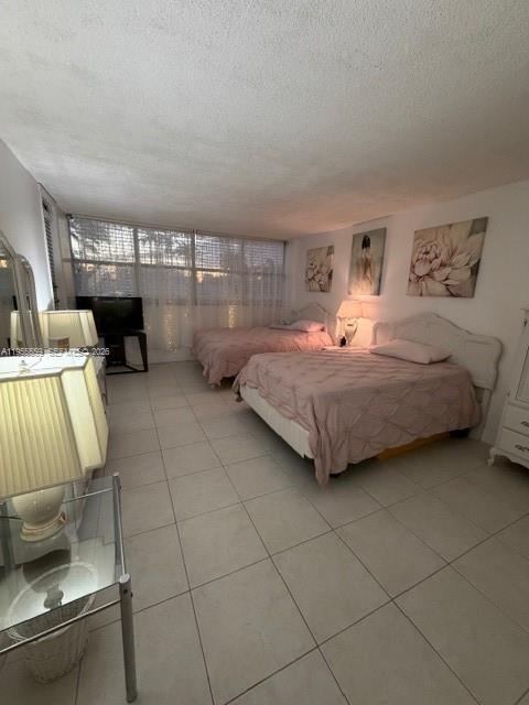 Building Photo - 100 Golden Isles Dr