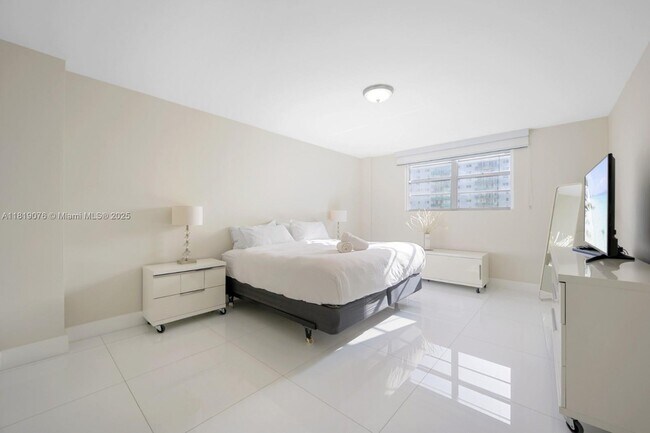 Building Photo - 19370 Collins Ave