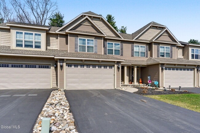 Building Photo - 4B Inglewood Dr