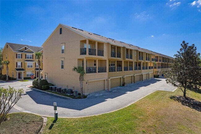 Building Photo - 672 Pensacola Ln