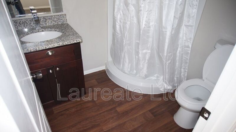 Building Photo - 2995 W Yale Ave