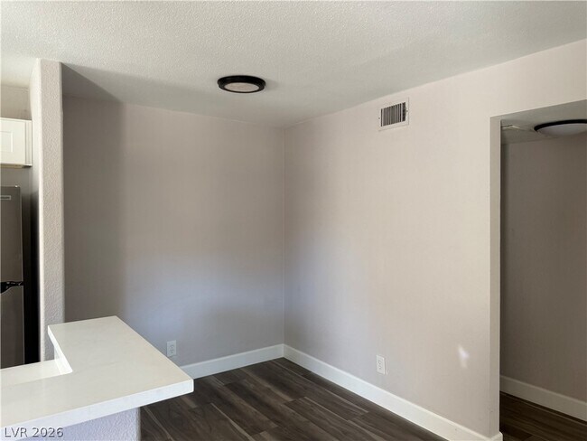 Building Photo - 2967 Juniper Hills Blvd