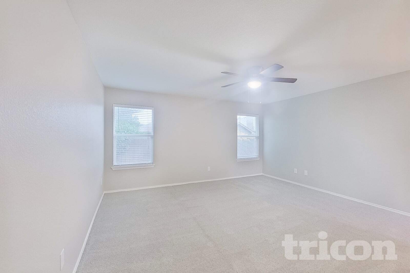 Building Photo - 429 Sandy Creek Dr
