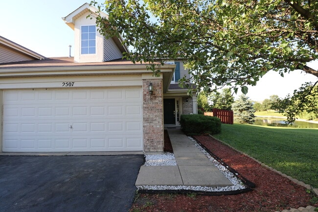 Building Photo - 2507 Sumac Dr