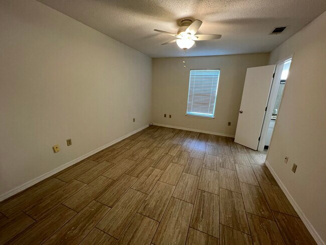 Building Photo - 71 Olde Cypress Cir NW
