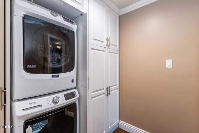 Building Photo - 4816 Indianola Way