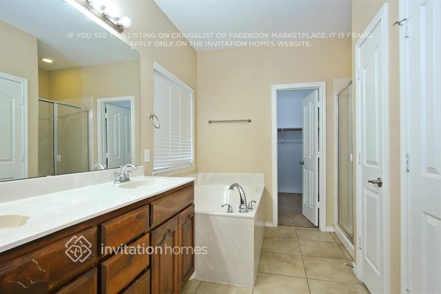 Building Photo - 1225 Spanish Moss Dr