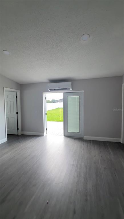 Building Photo - 2410 Hatton Chase Ln