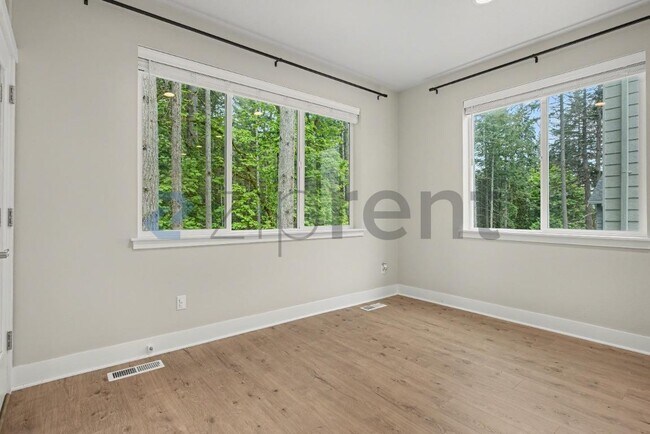 Building Photo - 8565 SW 176th Ave
