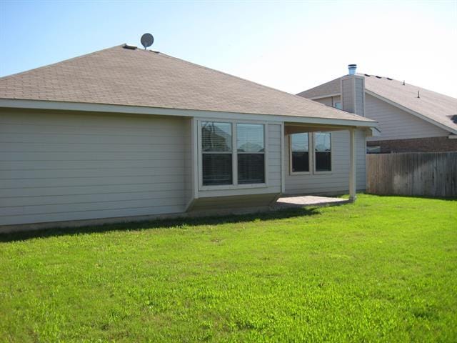 Building Photo - 704 Calender Ct