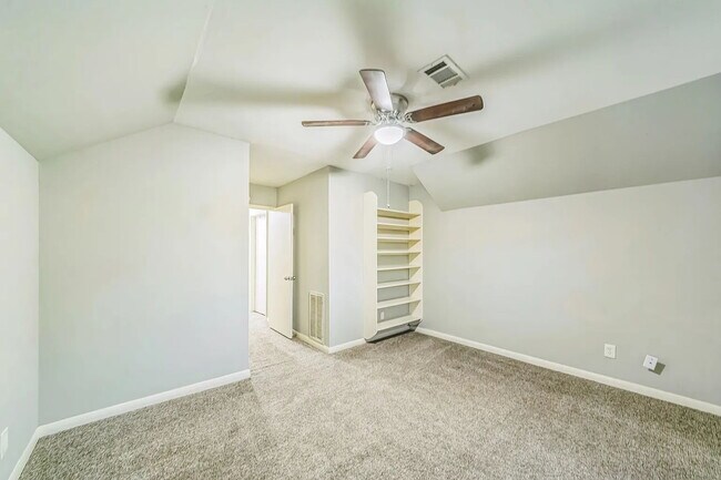 Building Photo - 4-Bedroom Home in League City – Space, Comfort & Convenience