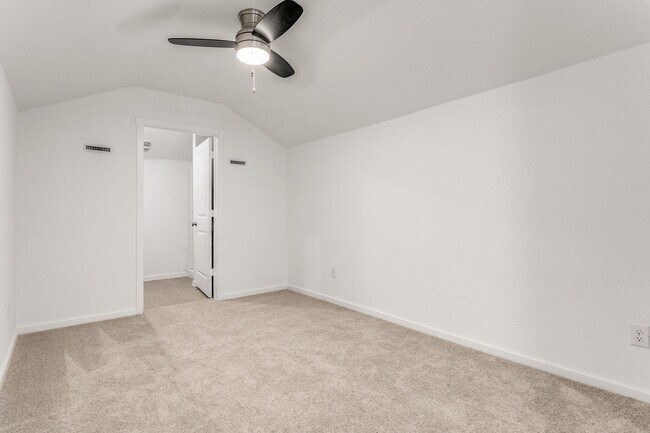 Building Photo - Brand-New 2BR Home w/ Loft, Private Yard & Internet Included Near Randolph AFB