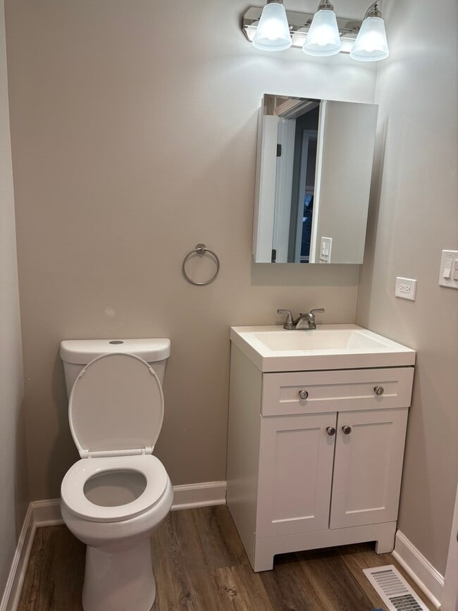 Building Photo - 3226 181st St