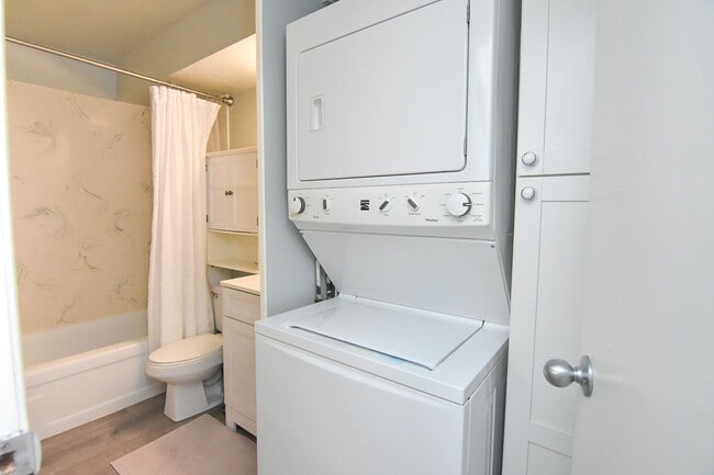 Building Photo - Live the Happy Life at Lele Pono – Aiea