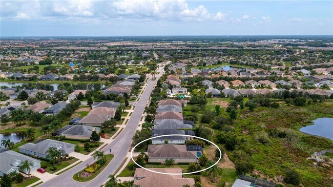 Building Photo - 4720 Claremont Park Dr