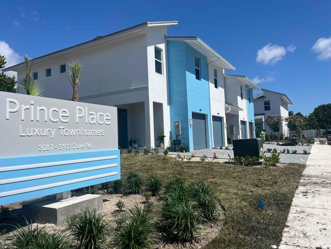 Building Photo - 3107 Duke Rd