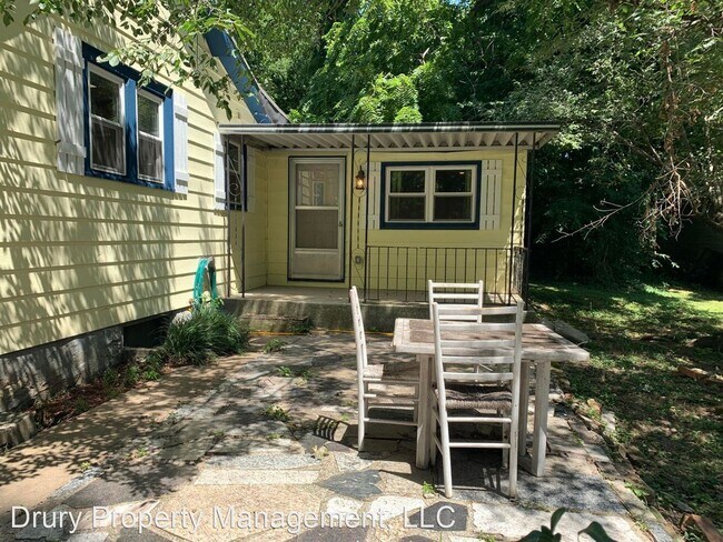 Building Photo - 3 br, 2 bath House - 1444 N. Sherman Avenue