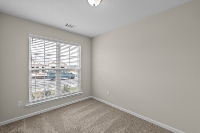 Building Photo - 3013 Brems Dr