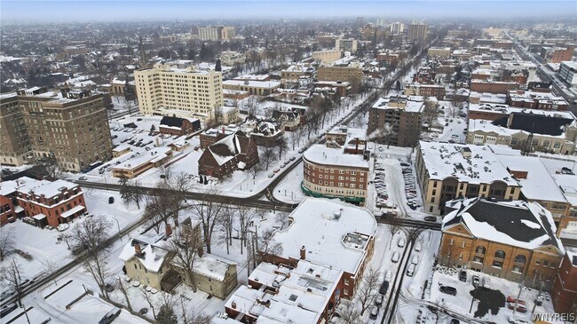 Building Photo - 40 North St