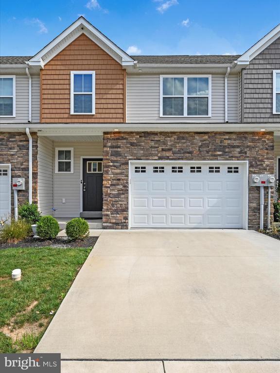 Building Photo - 108 Staplehill Ct