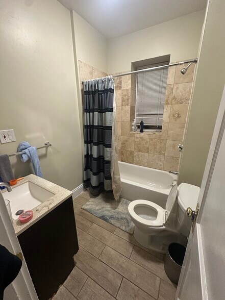 Building Photo - 1189 Commonwealth Ave