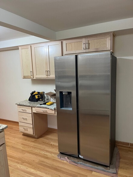 Building Photo - 6537 N Natoma Ave