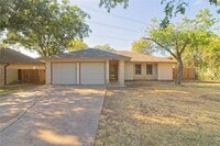 Building Photo - 914 Garden Meadow Dr