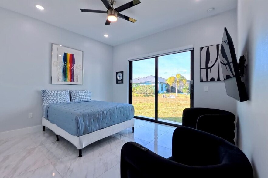 Building Photo - 3611 Gulfstream Pkwy