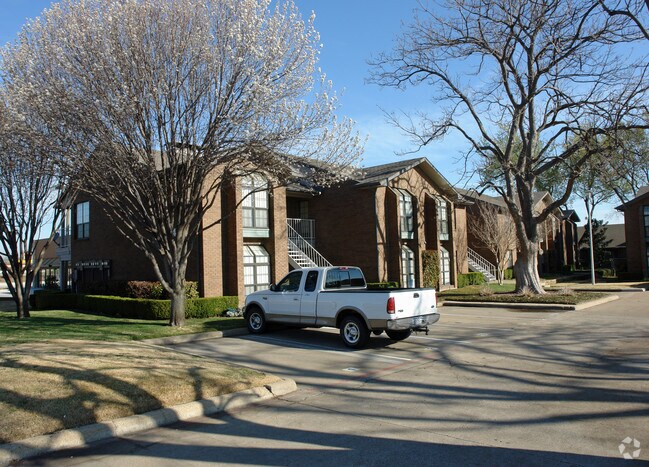 Building Photo - Faulkner Point