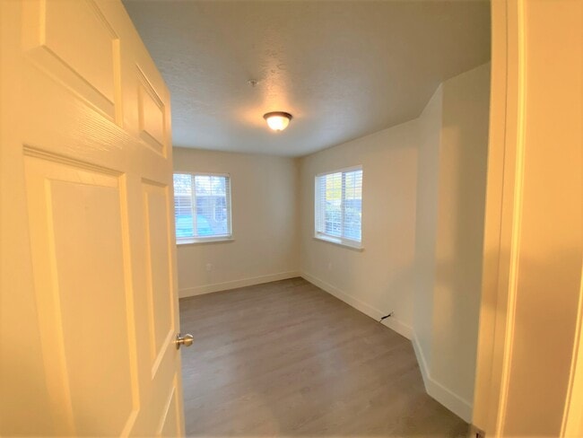 Building Photo - 1784 W 1300 S