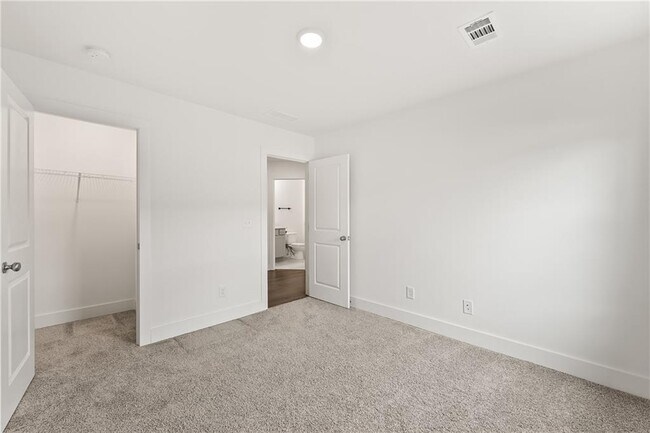 Building Photo - 98 Auburn Valley Wy