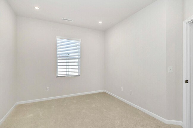 Building Photo - 5855 Executive Center Dr