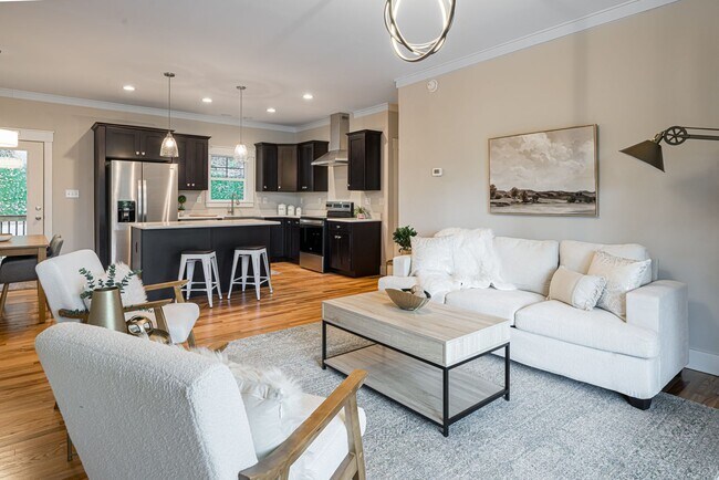 Building Photo - Large New Construction Rental - Old Fort