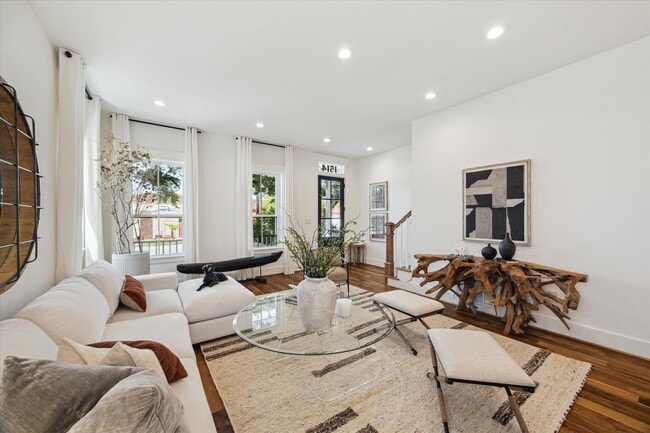 Building Photo - 1514 31st St