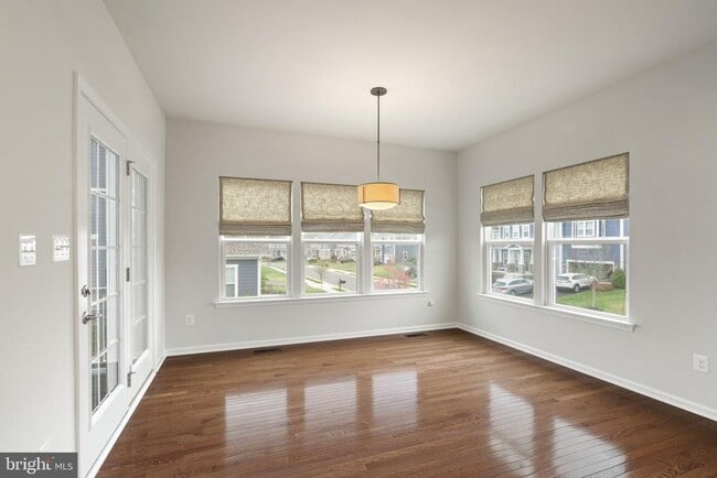 Building Photo - 25609 Lockhart Ln