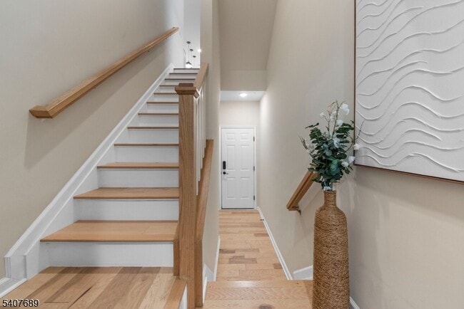 Building Photo - 105 Robeson St