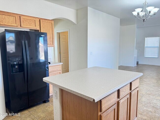 Building Photo - 33433 N Madison Way Dr