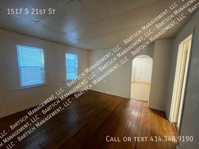 Building Photo - 1517 S 21st St