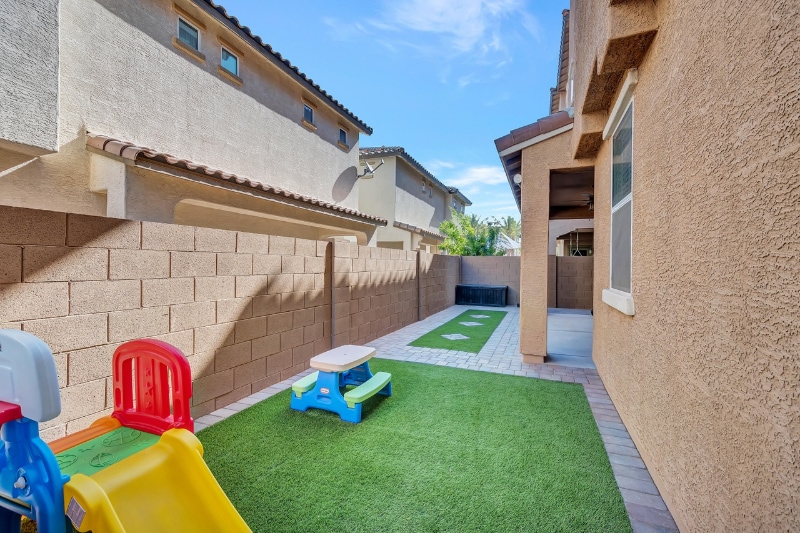 Building Photo - 4164 E Toledo St