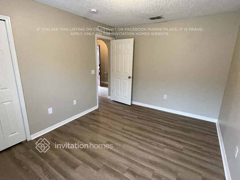 Building Photo - 120 Crown Colony Way