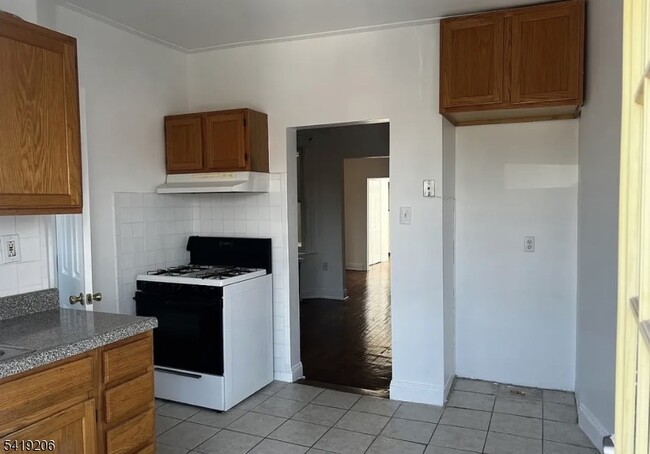 Building Photo - 1254 Paterson Plank Rd