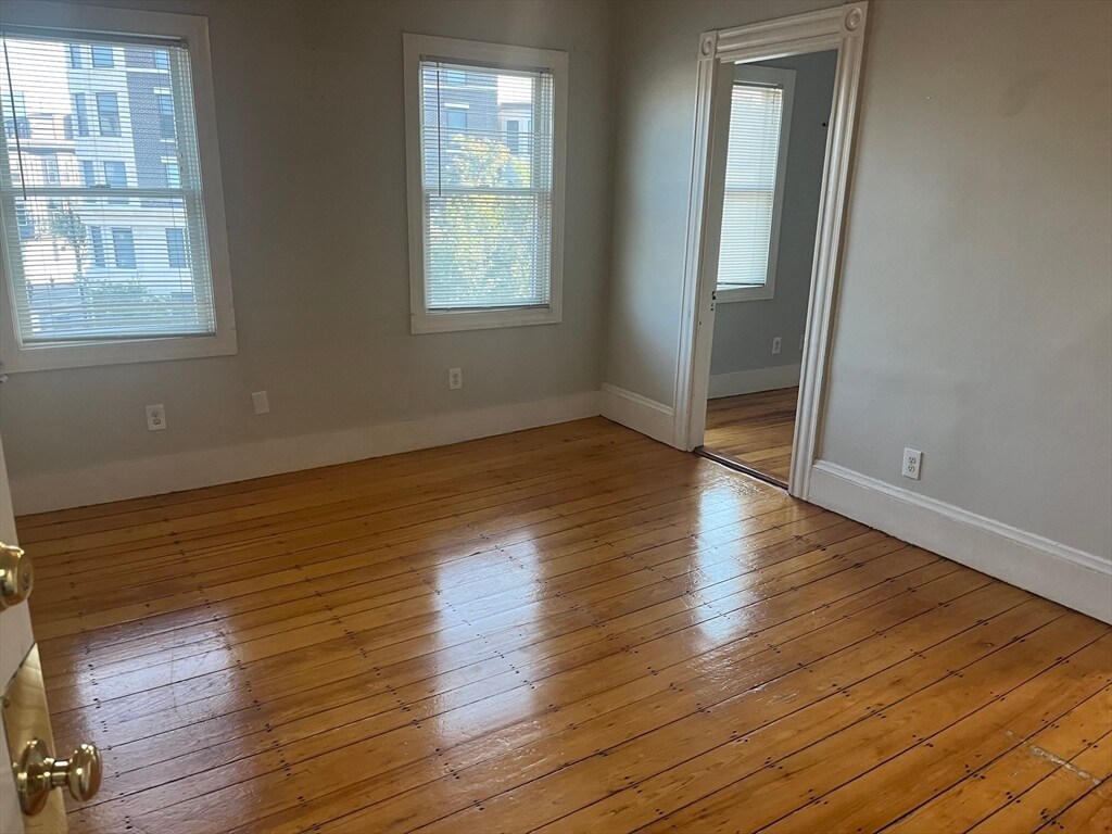 Building Photo - 602 Dorchester Ave