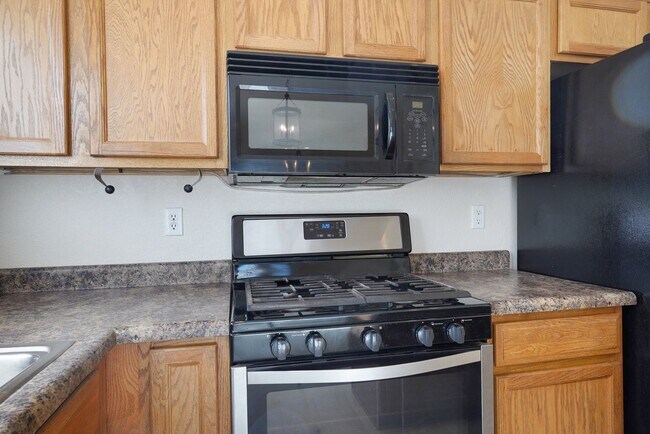 Building Photo - 4BR Home for Rent + Office/Bonus Room | Rio Rancho SE | 2-Car Garage | Large Yard