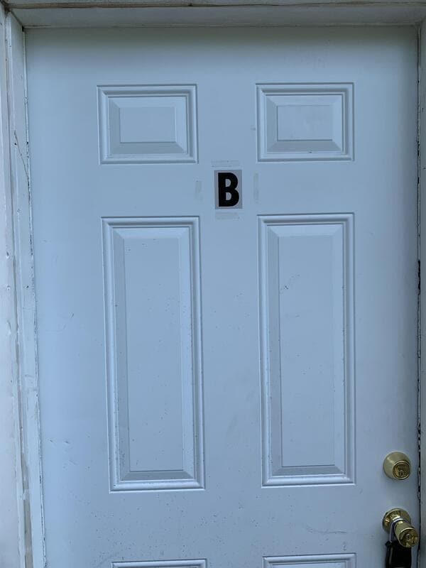 Building Photo - 501 Richardson Ave